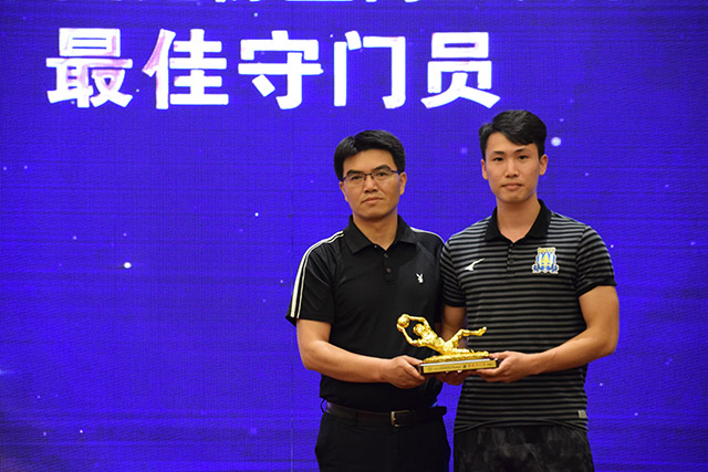 中超-18岁小将破门克莱伯反超 玉昆2-1逆转河南